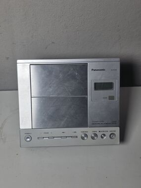 Panasonic Silver Portable CD Stereo System